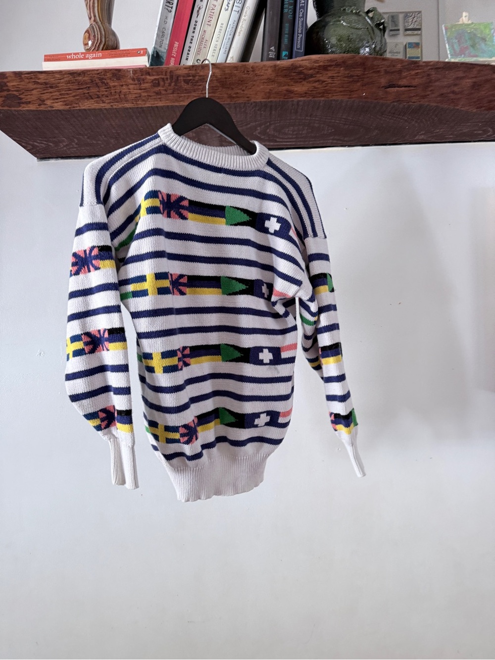 Vintage 90s Striped Flag Motif Crewneck Sweater - White / Navy